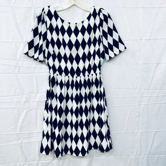 Pink Owl Dresses & Skirts - Pink Owl Womens Dress NWOT Size Small Black/White